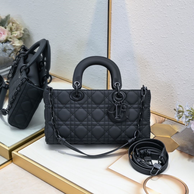 D*or top handle bags